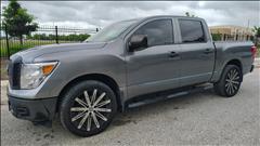 2017 Nissan Titan 