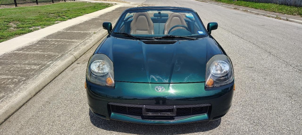 Toyota MR2 Spyder Convertible 2002