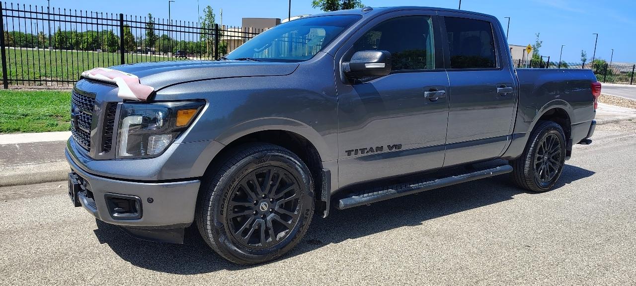 Nissan Titan Platinum Reserve Crew Cab 2WD 2018