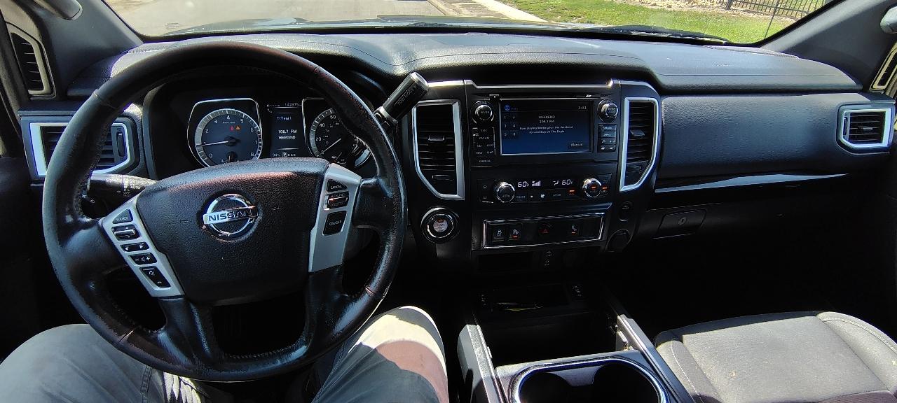 Nissan Titan Platinum Reserve Crew Cab 2WD 2018