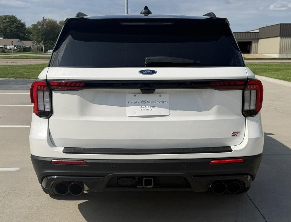 2025 Ford Explorer ST - Photo 8