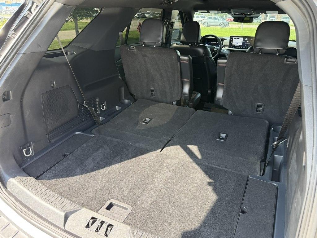2025 Ford Explorer ST - Photo 9