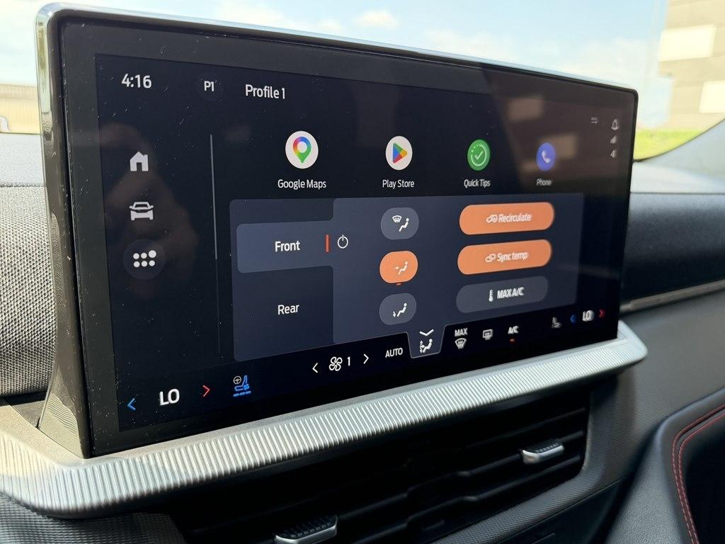 2025 Ford Explorer ST - Photo 17