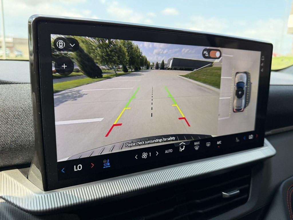 2025 Ford Explorer ST - Photo 20