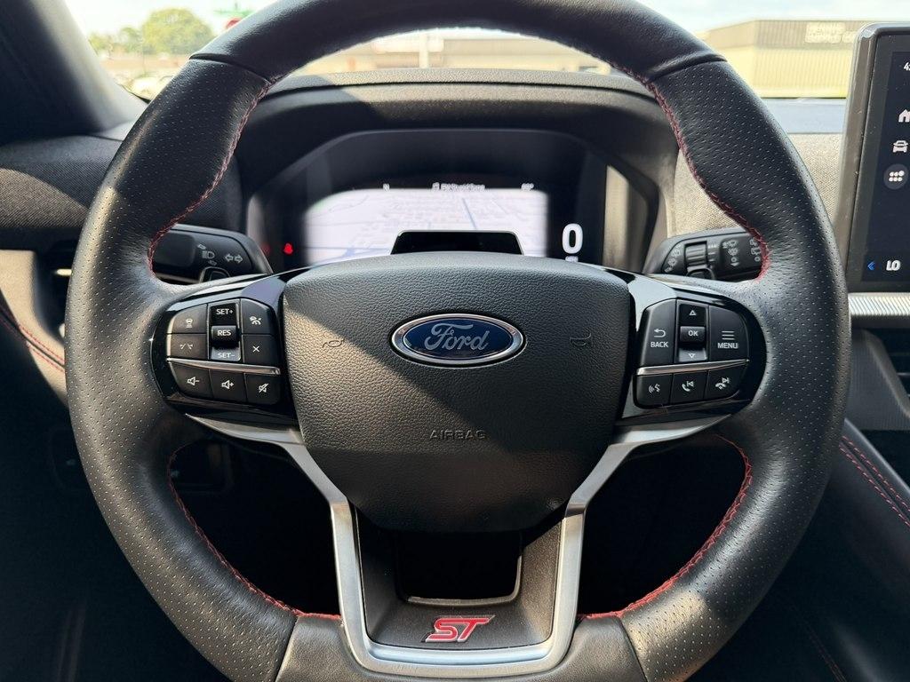 2025 Ford Explorer ST - Photo 25