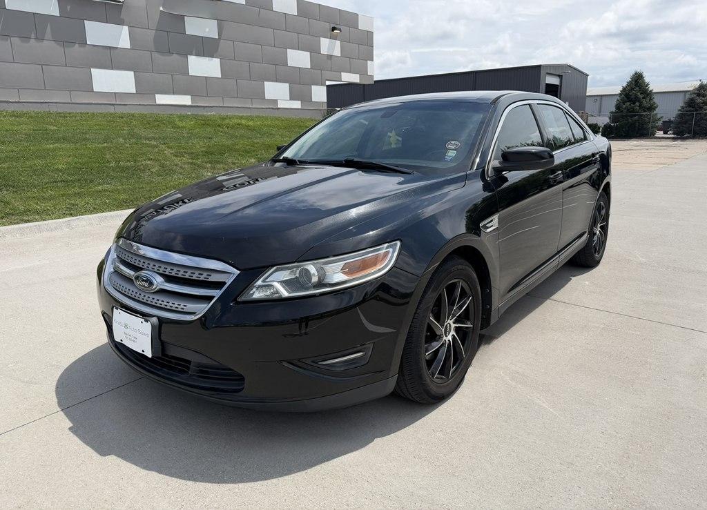 2010 Ford Taurus SEL FWD