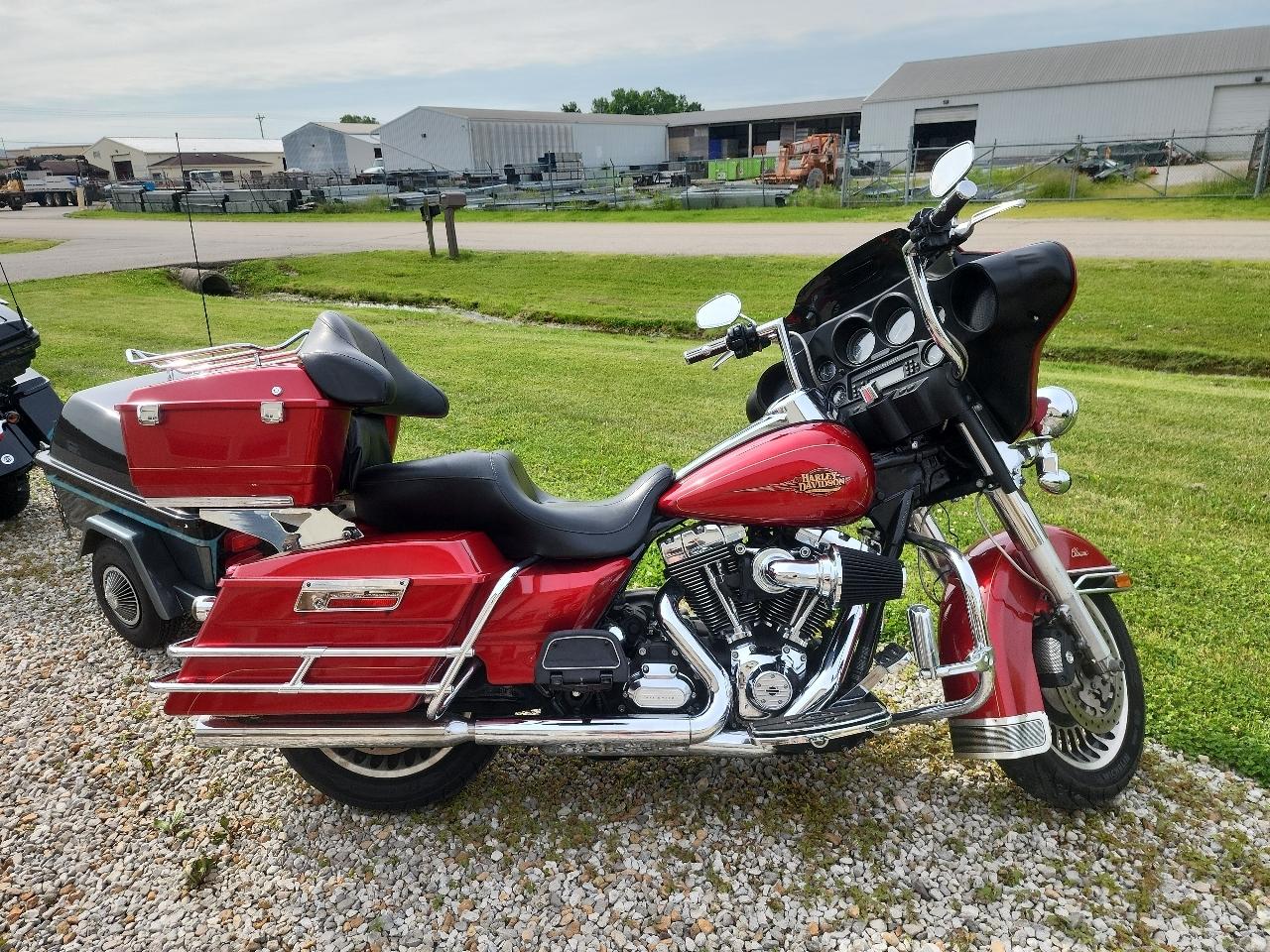 2012 Harley-Davidson FLHTC103 