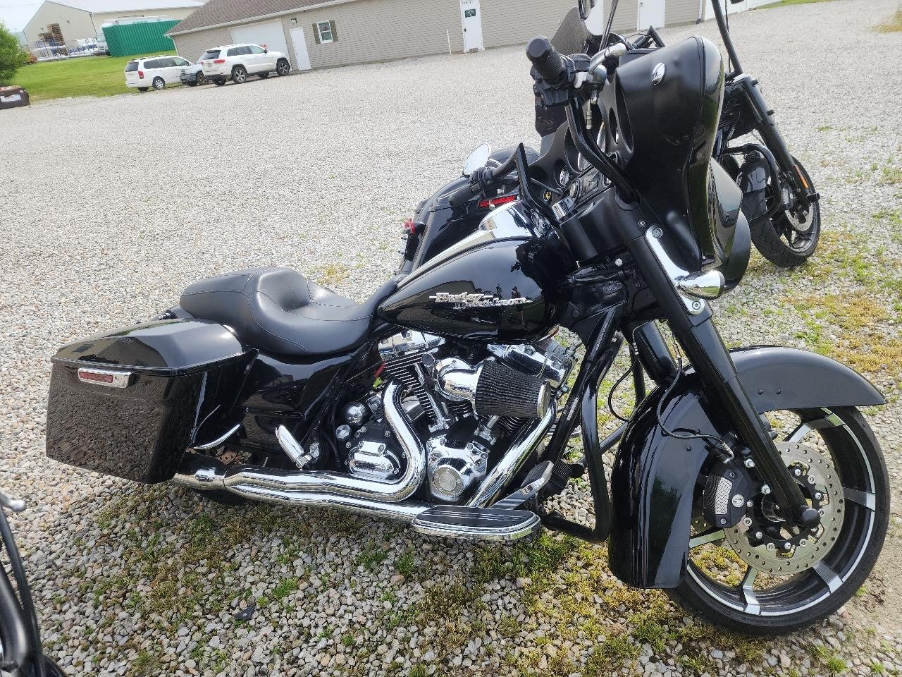 2009 Harley-Davidson FLHX 