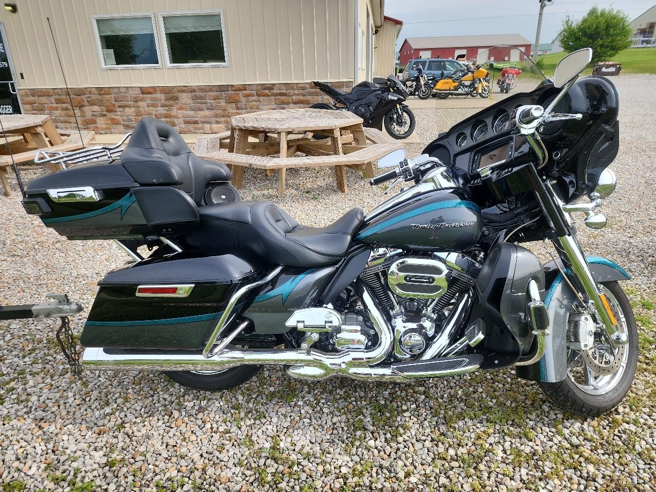 2015 Harley-Davidson FLHTKSE 