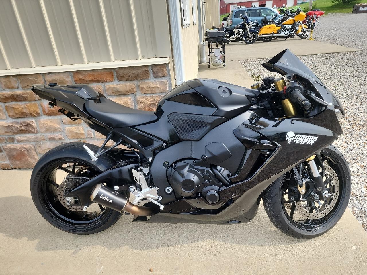 2023 Honda CBR1000RA 