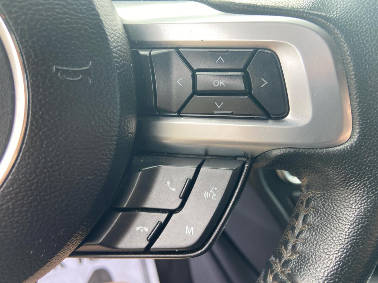 Ford Mustang EcoBoost Coupe 2021