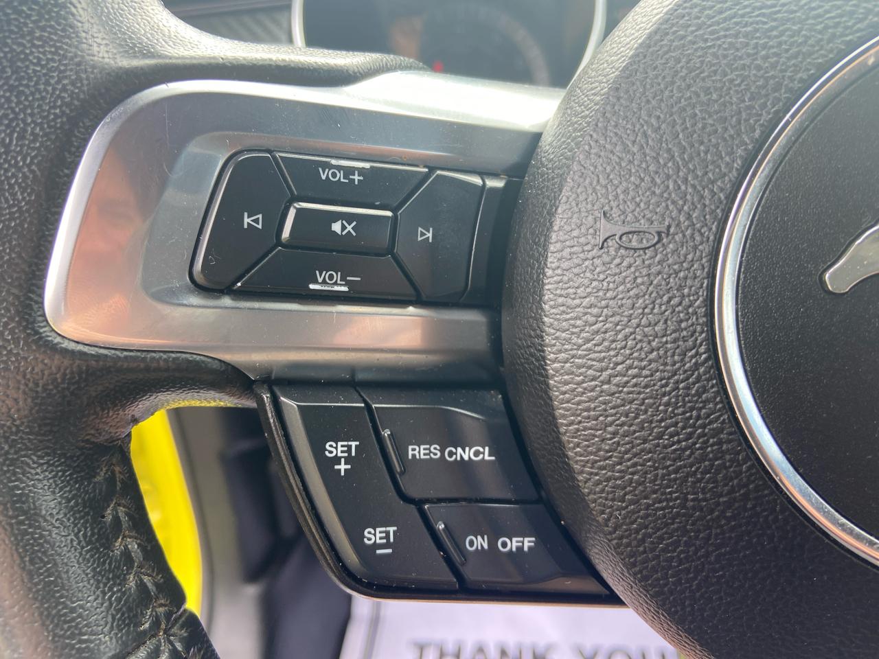 Ford Mustang EcoBoost Coupe 2021