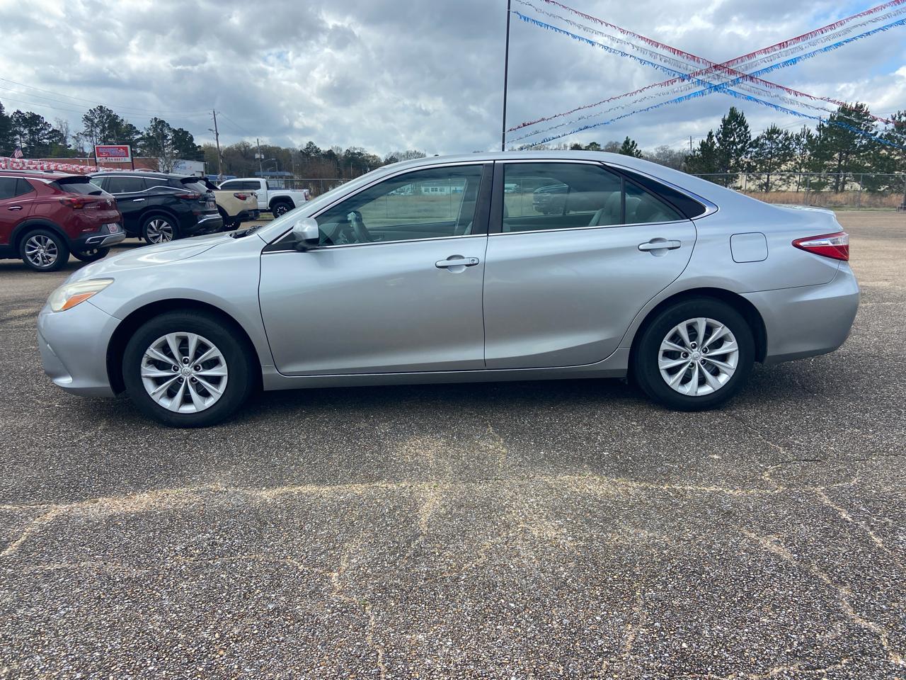 Toyota Camry LE 2015