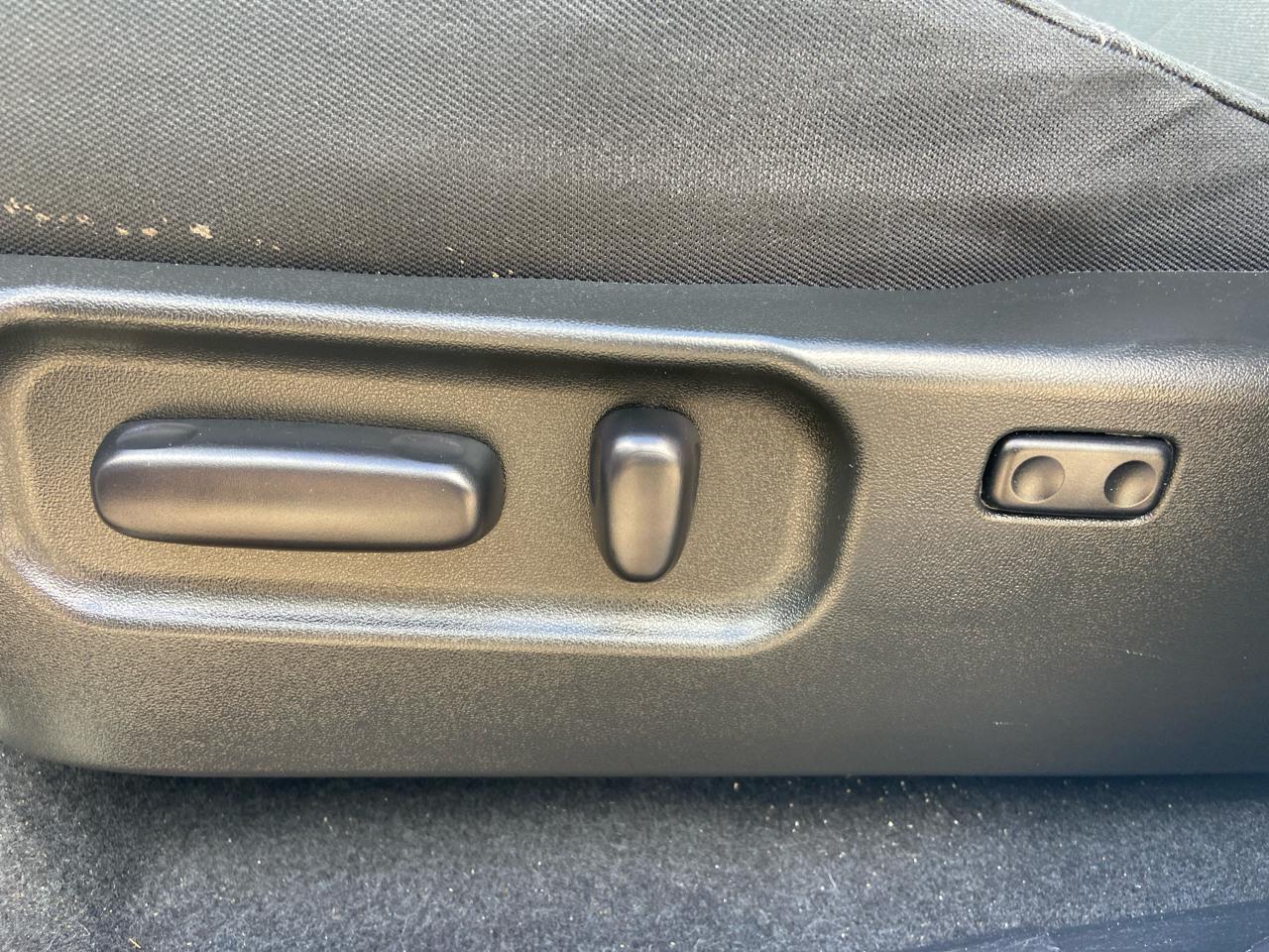 Toyota Tacoma SR5 Double Cab 4WD V6 2023