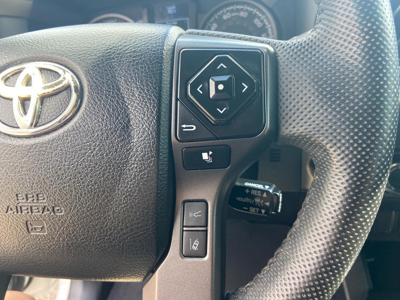 Toyota Tacoma SR5 Double Cab 4WD V6 2023