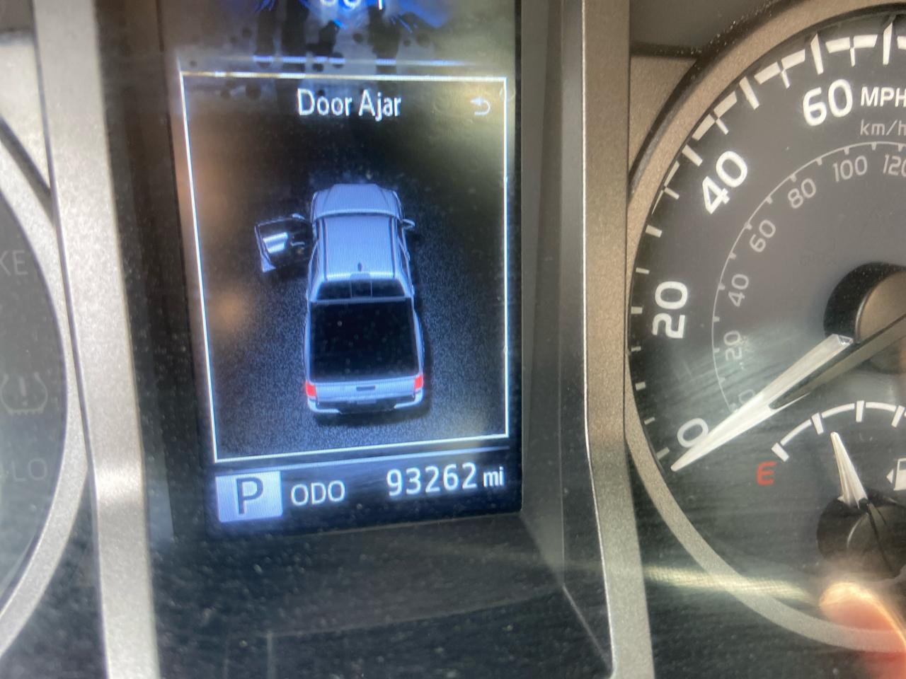 Toyota Tacoma SR5 Double Cab 4WD V6 2023