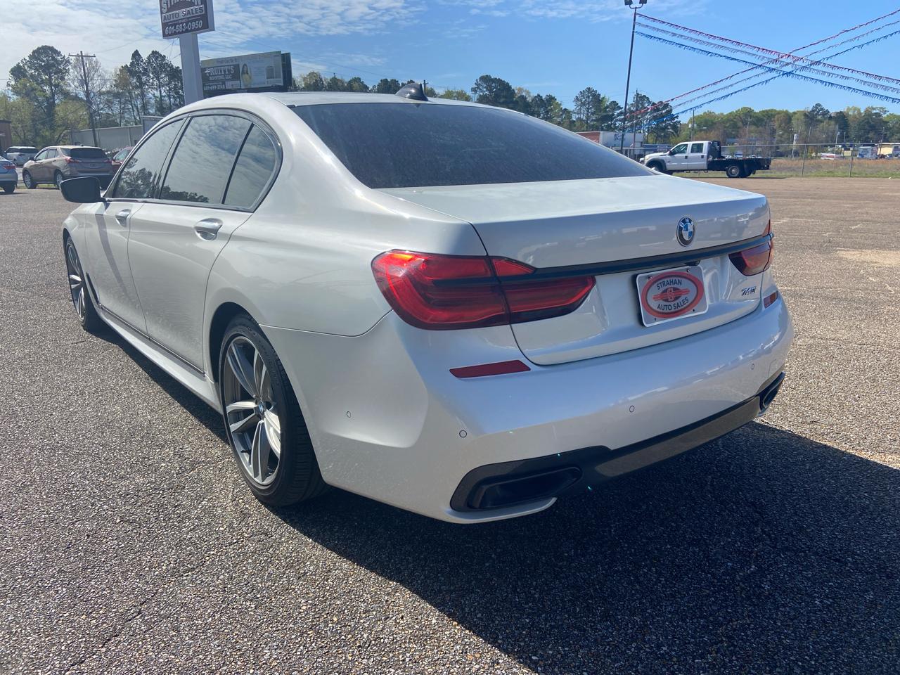 BMW 7-Series 740i 2018
