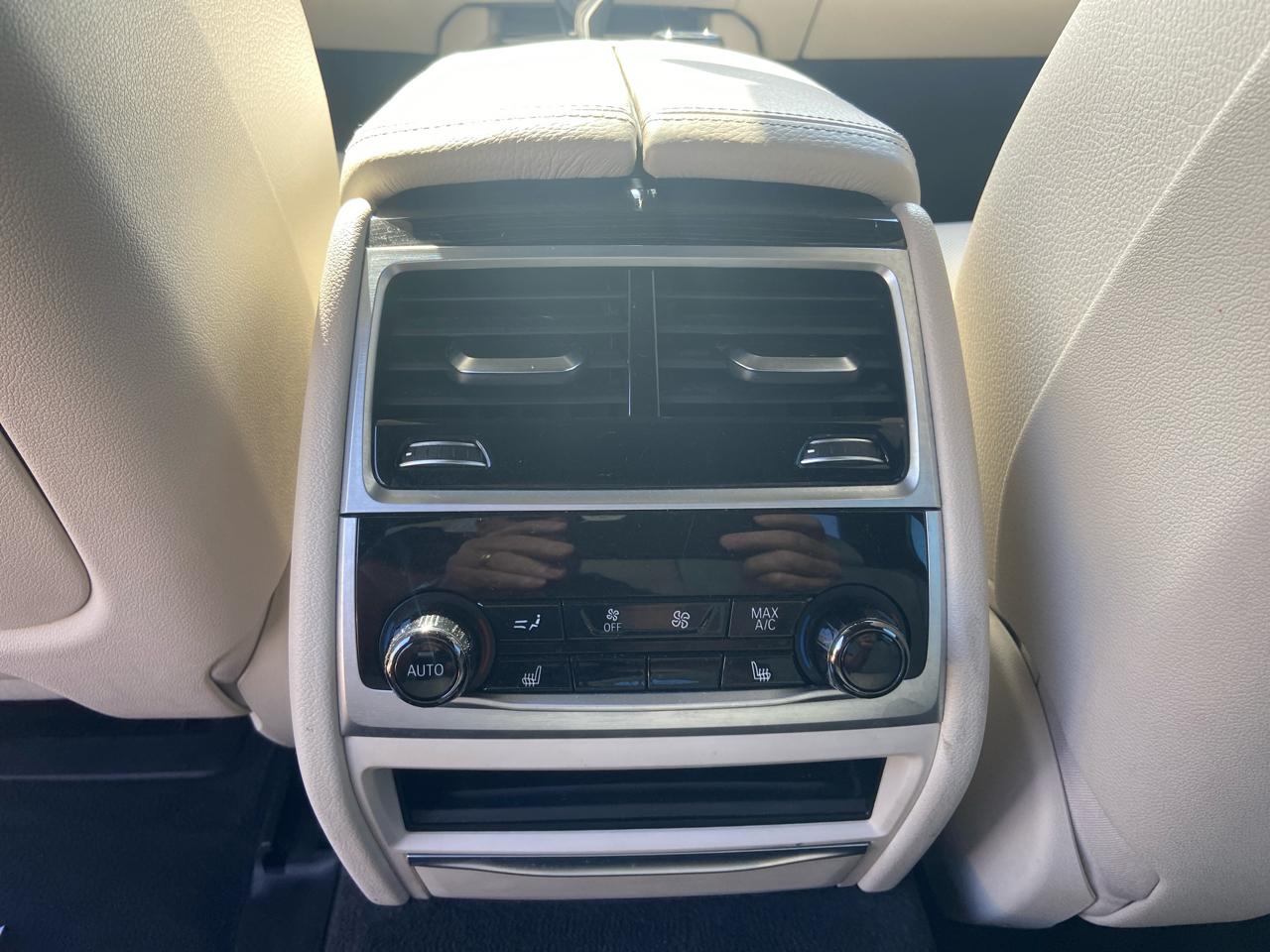 BMW 7-Series 740i 2018