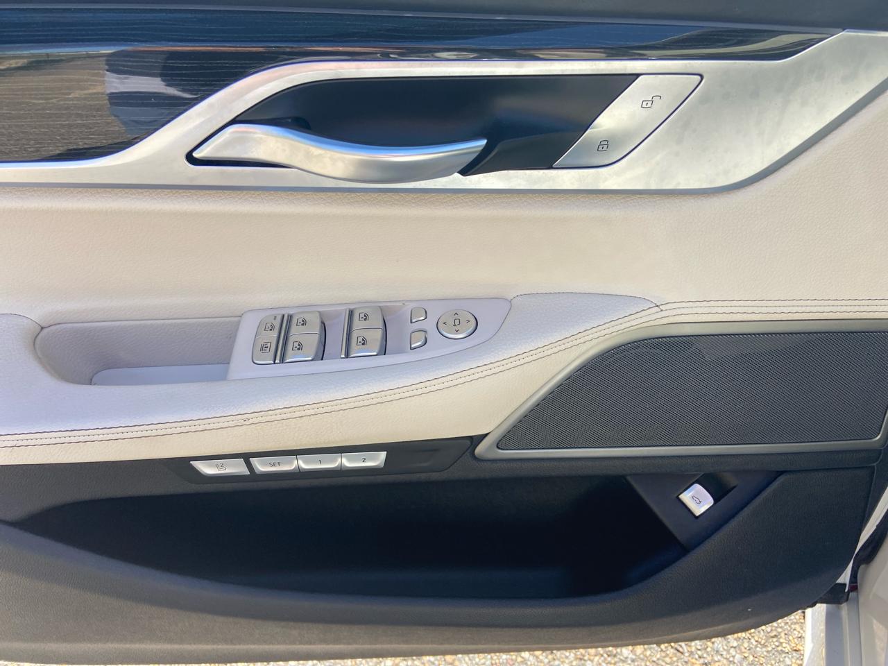 BMW 7-Series 740i 2018