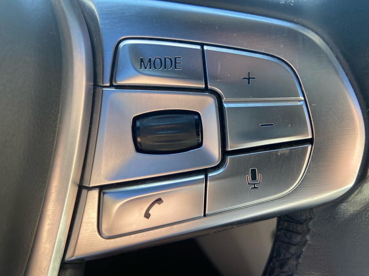 BMW 7-Series 740i 2018