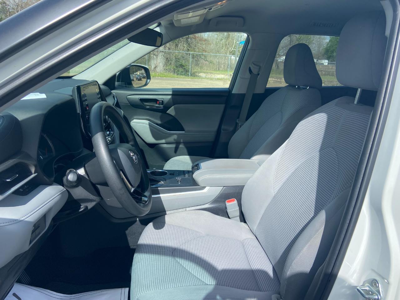 Toyota Highlander L 2021