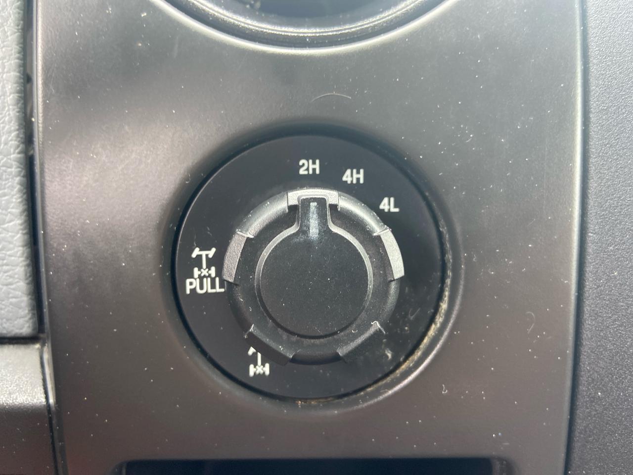 Ford F-150 XL SuperCab 8-ft. Bed 4WD 2014