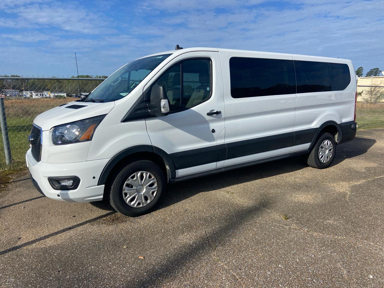 Ford Transit 350 Wagon Low Roof XL w/Sliding Pass. 148-in. WB 2024