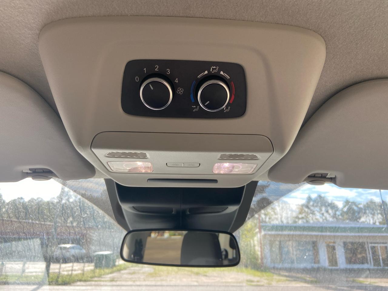 Ford Transit 350 Wagon Low Roof XL w/Sliding Pass. 148-in. WB 2024