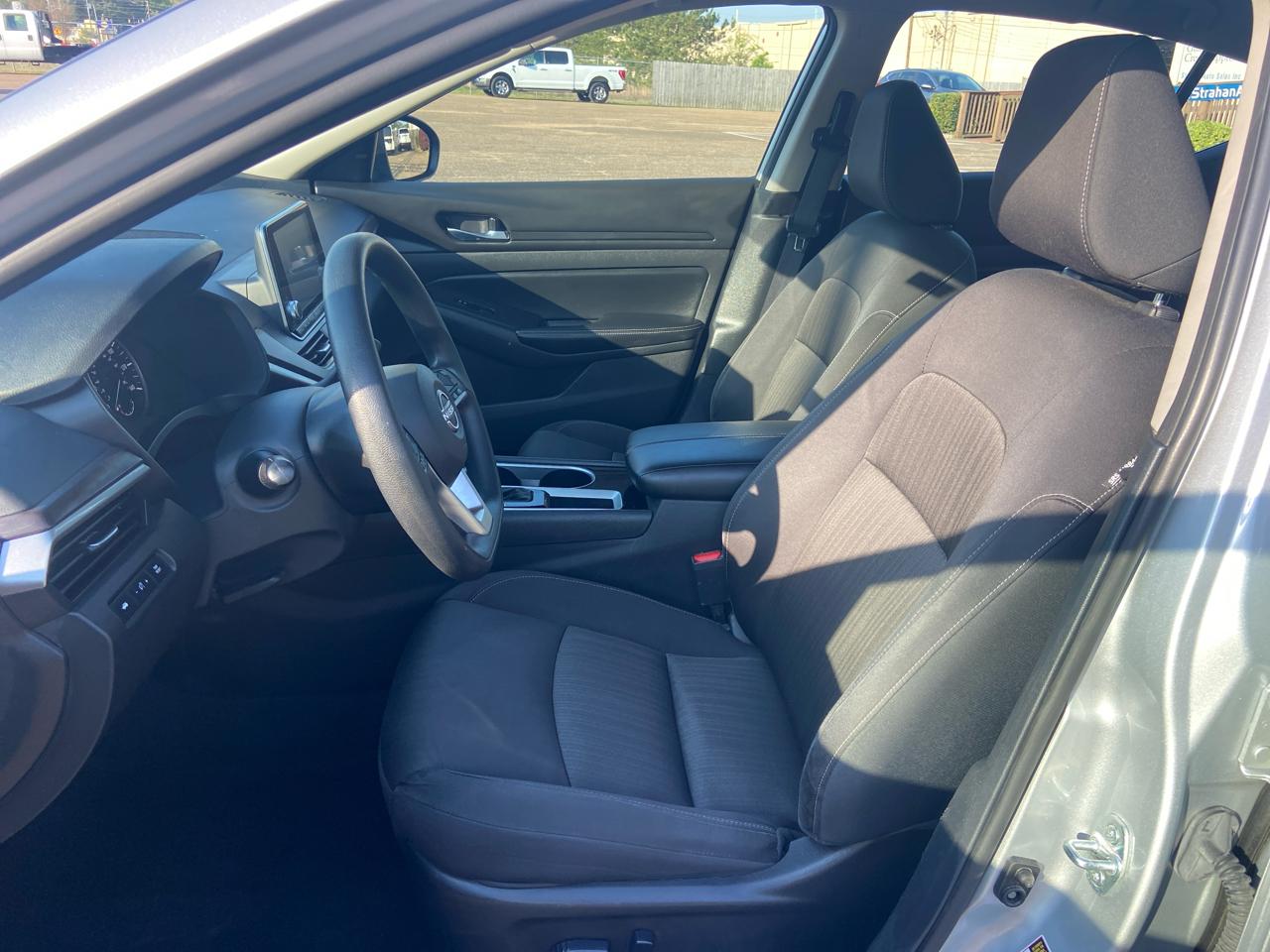 Nissan Altima 2.5 SV 2024