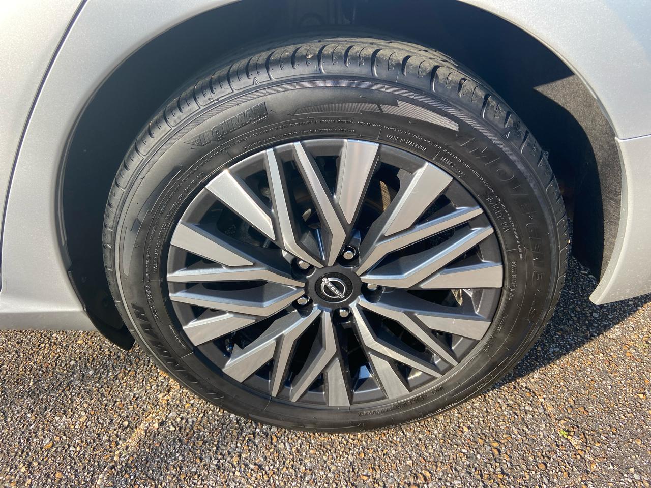 Nissan Altima 2.5 SV 2024