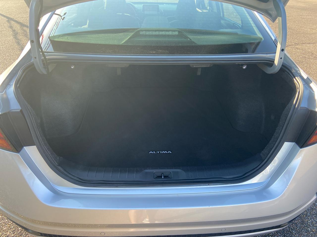 Nissan Altima 2.5 SV 2024