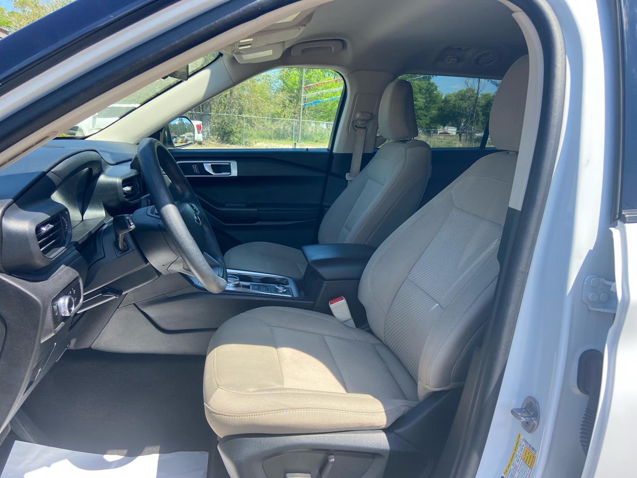 Ford Explorer XLT 2023