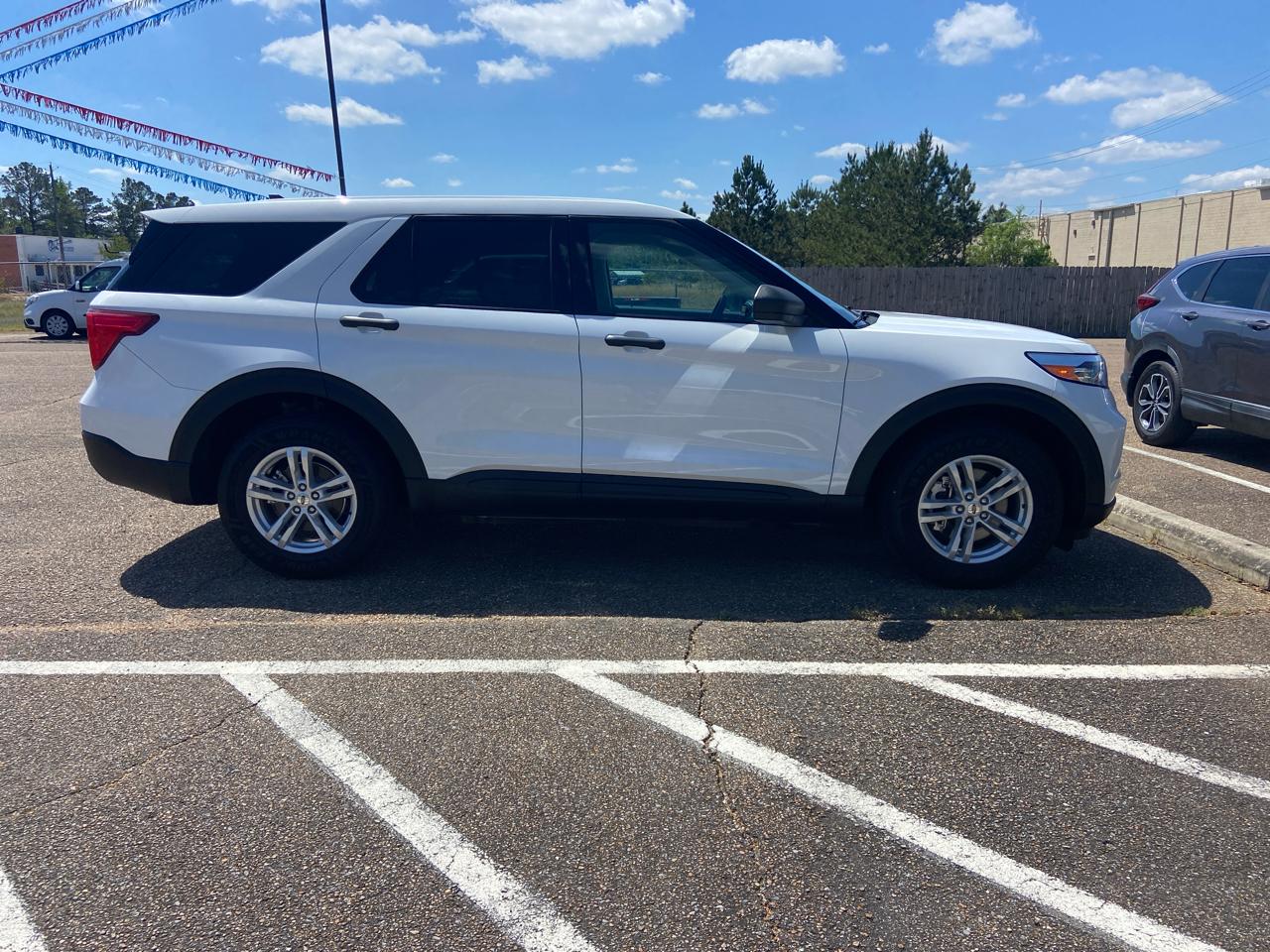 Ford Explorer XLT 2023