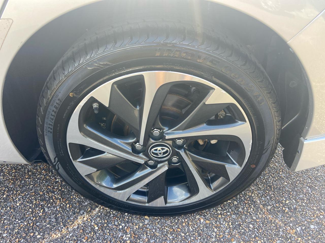 Toyota Corolla iM 4D Hatchback 2018