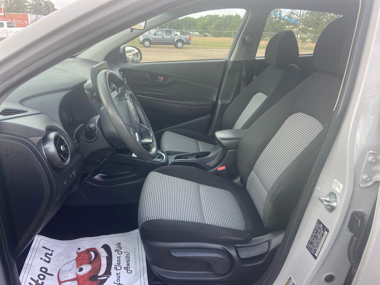 Hyundai Kona SE 2022