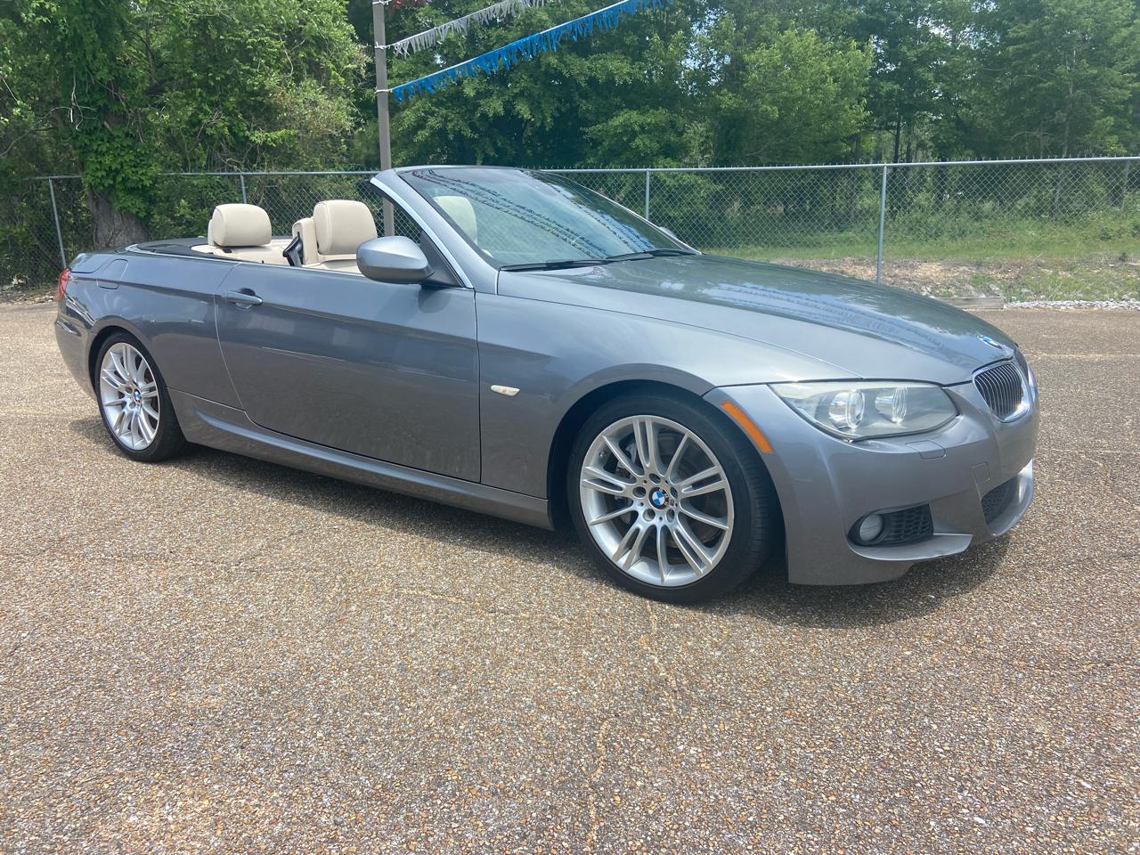 BMW 3-Series 335i Convertible 2013