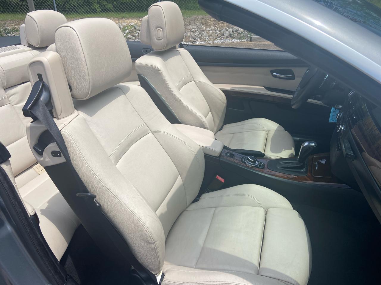 BMW 3-Series 335i Convertible 2013