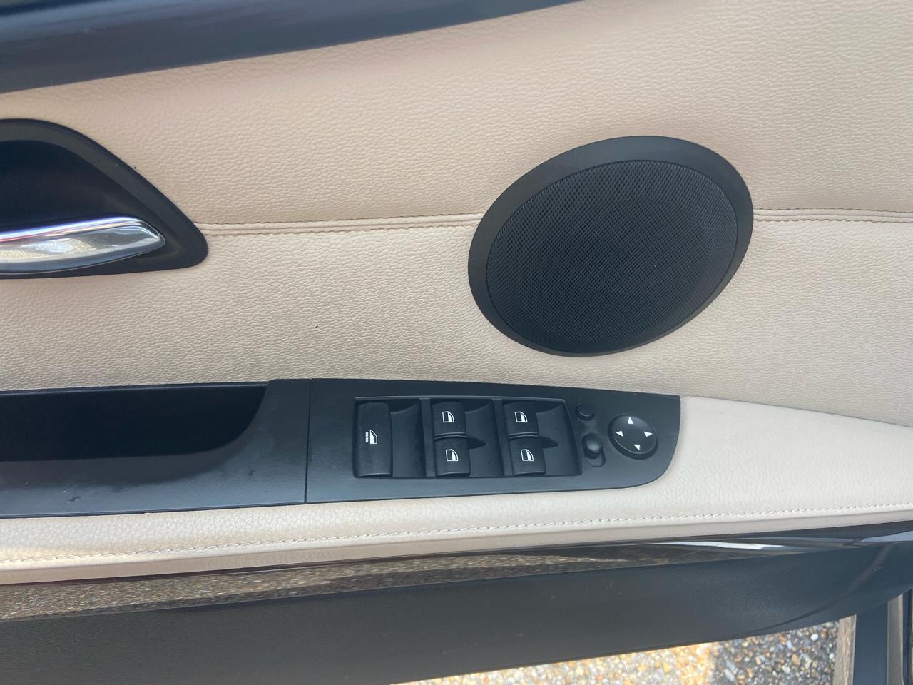 BMW 3-Series 335i Convertible 2013