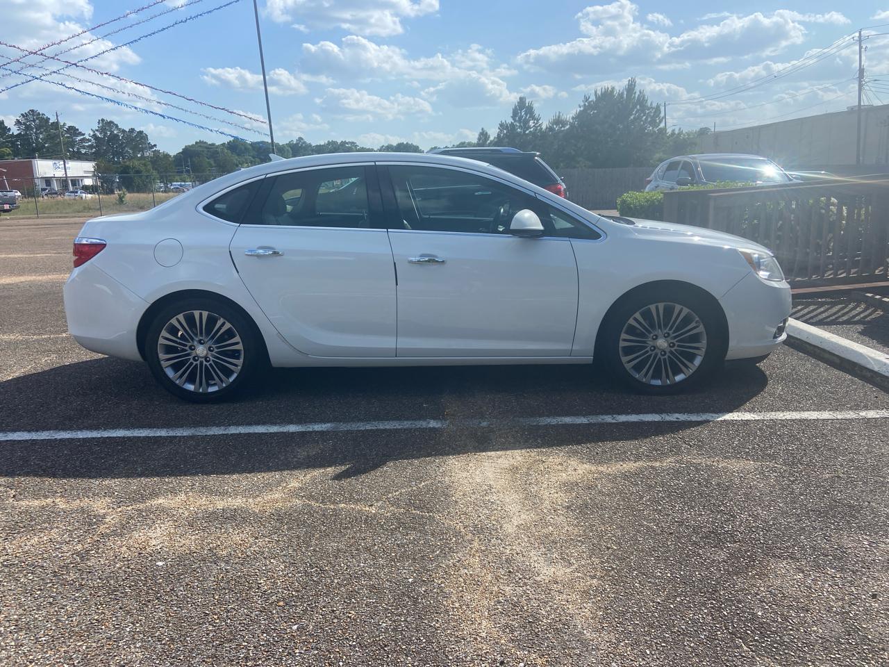 Buick Verano Leather 2013