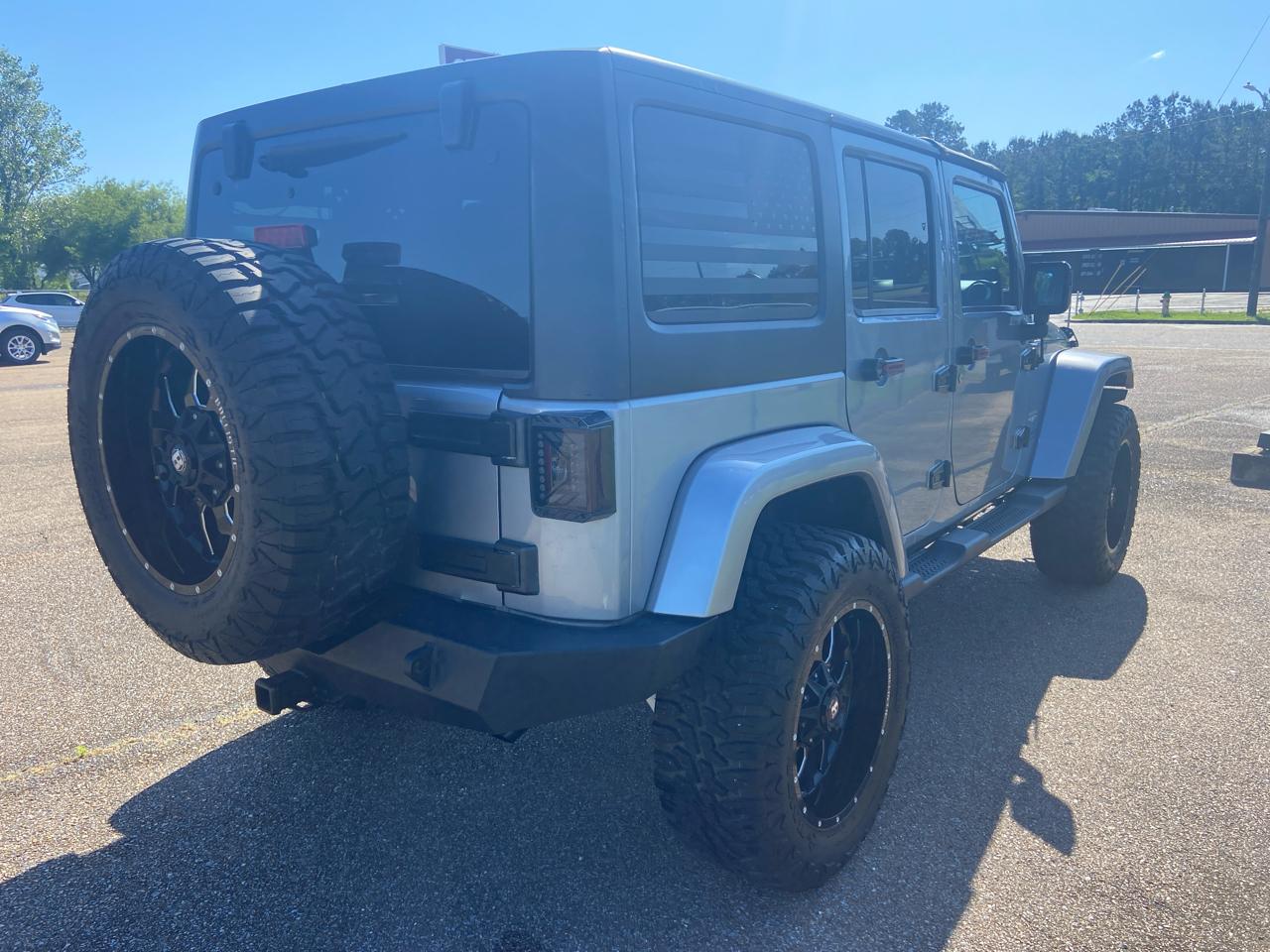 Jeep Wrangler Unlimited Sahara 4WD 2014