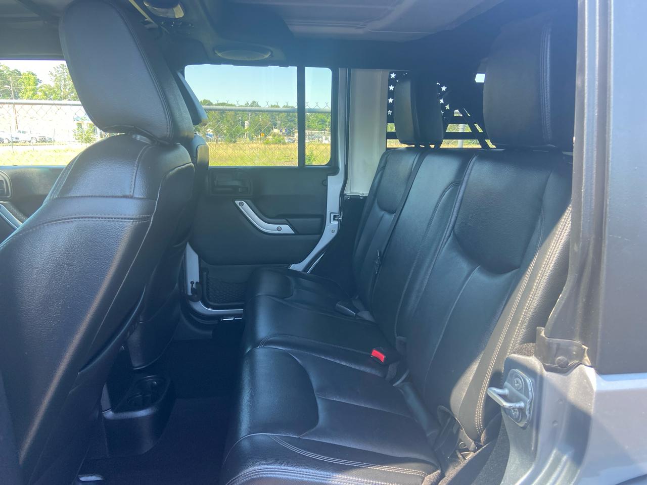 Jeep Wrangler Unlimited Sahara 4WD 2014
