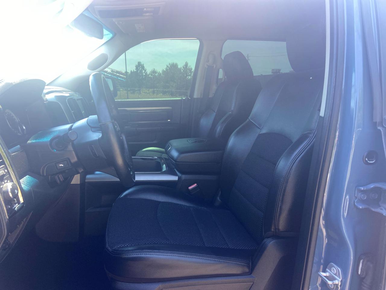 RAM 1500 Sport Crew Cab SWB 4WD 2015