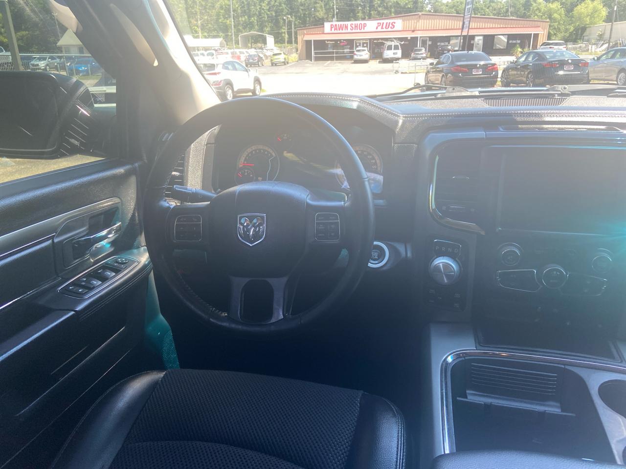 RAM 1500 Sport Crew Cab SWB 4WD 2015