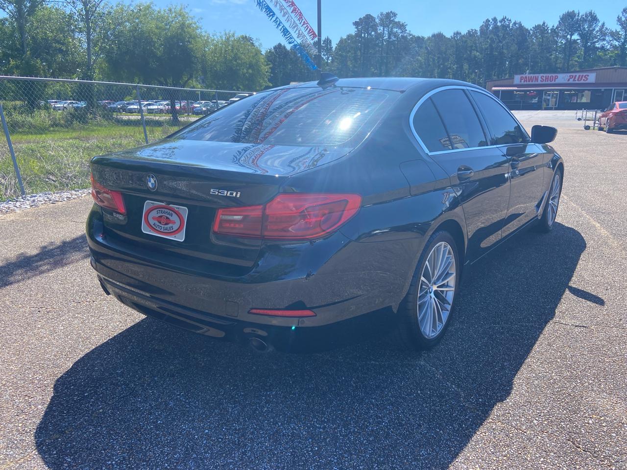 BMW 5-Series 530i 2019