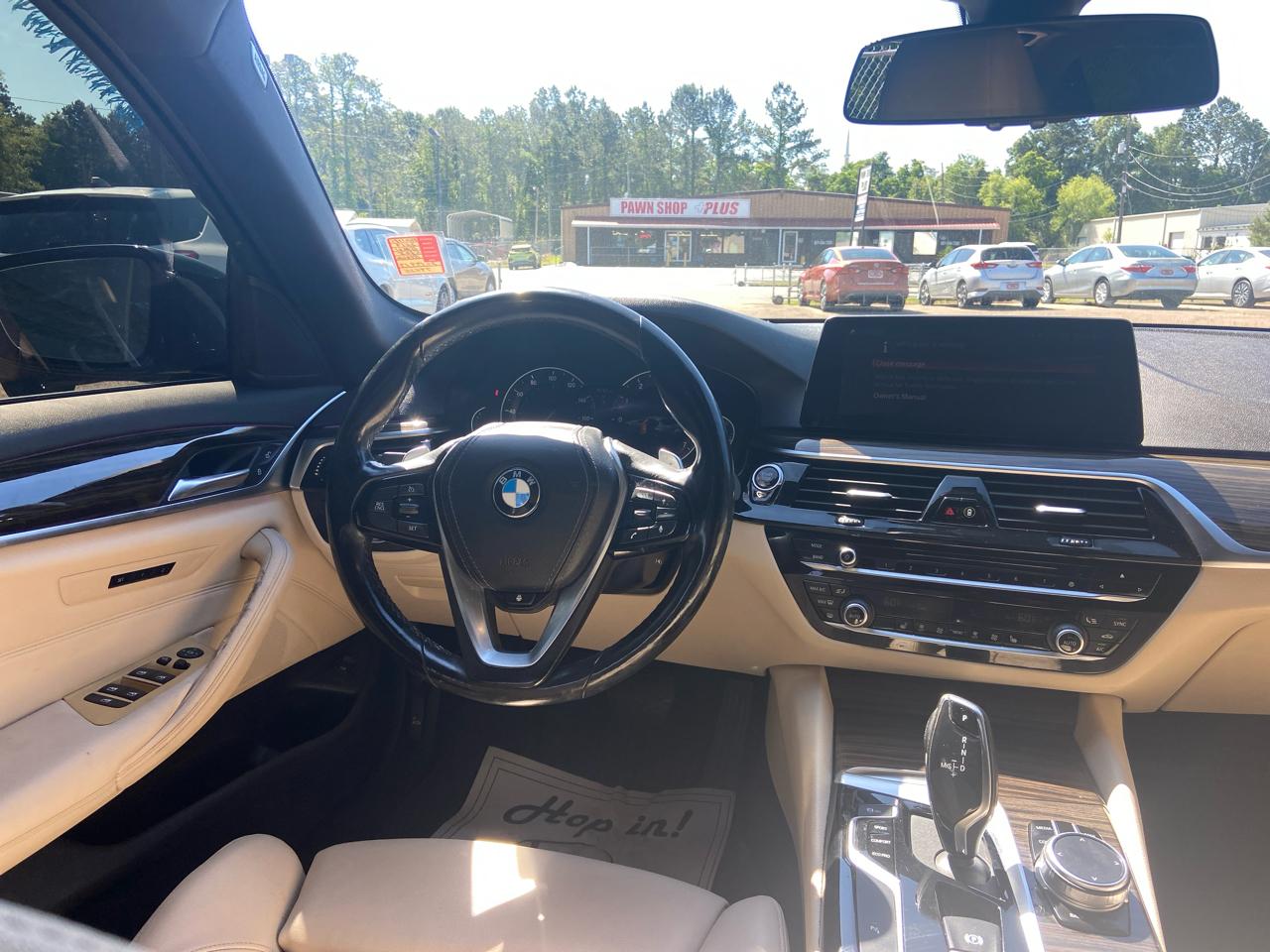 BMW 5-Series 530i 2019