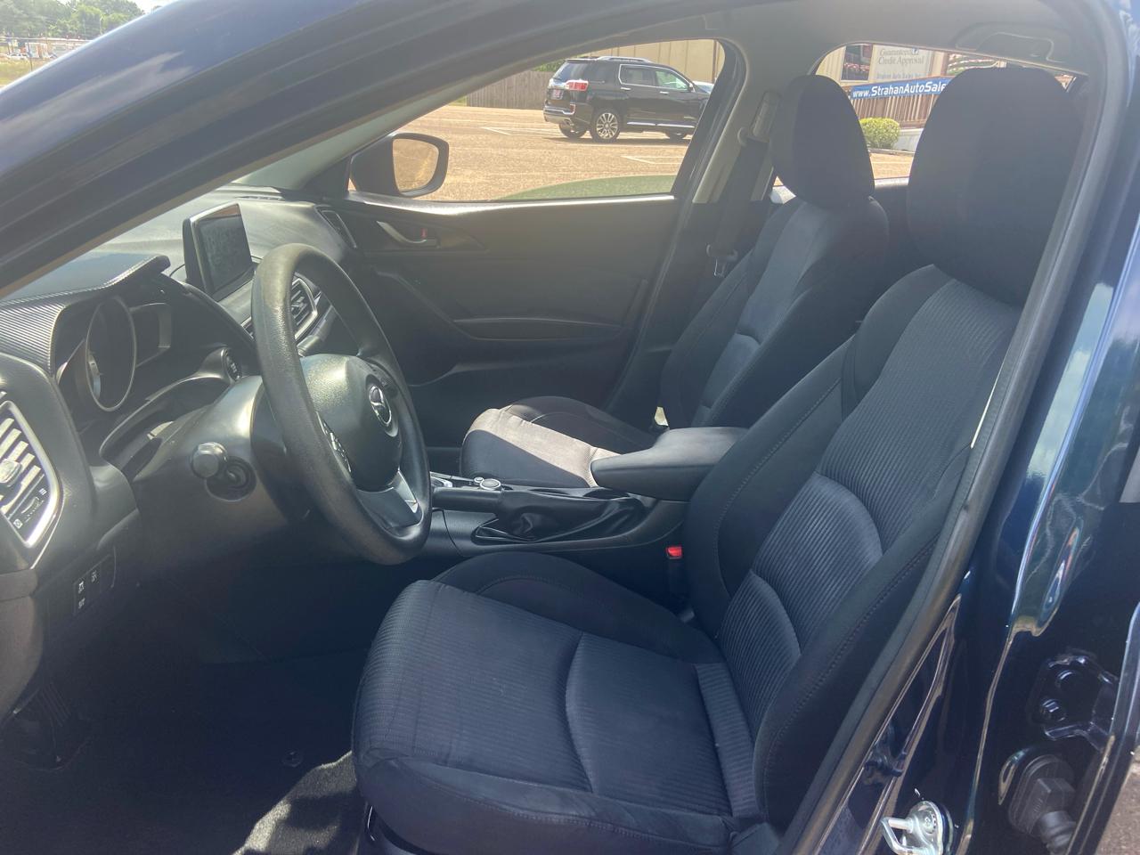 Mazda MAZDA3 i Sport AT 4-Door 2016