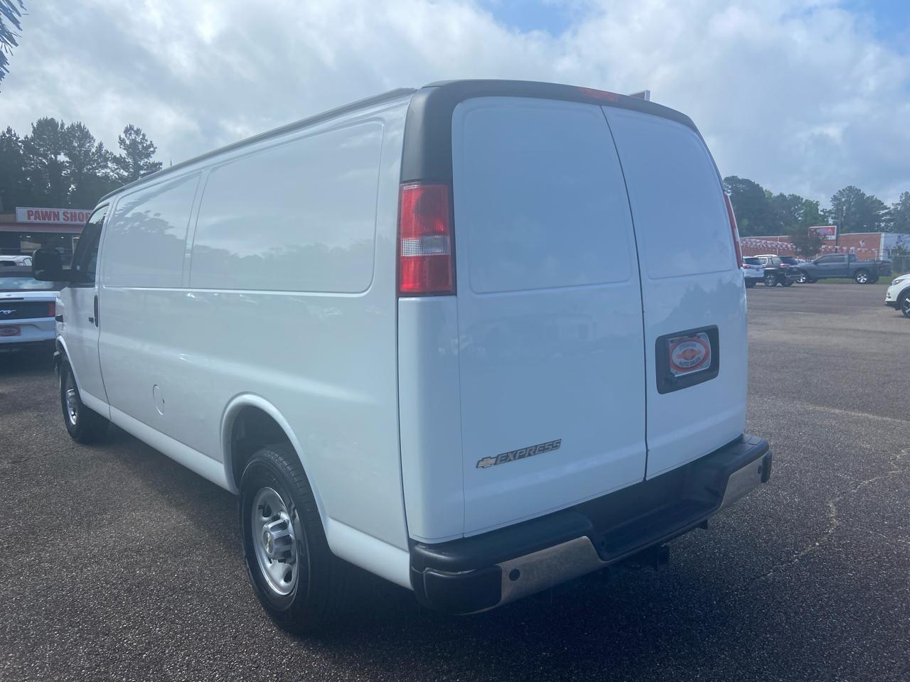 Chevrolet Express 3500 Cargo Extended 2023