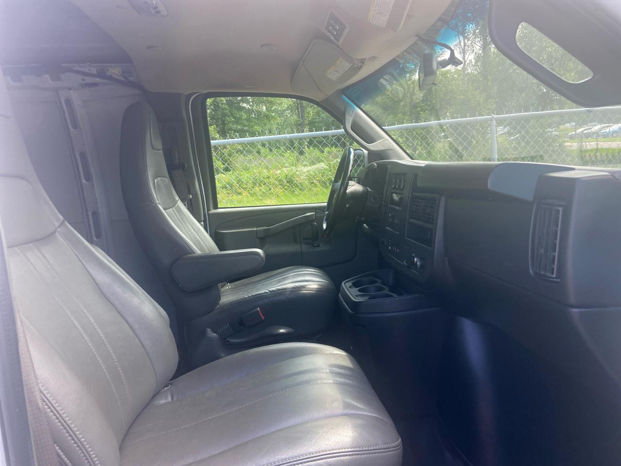 Chevrolet Express 3500 Cargo Extended 2023