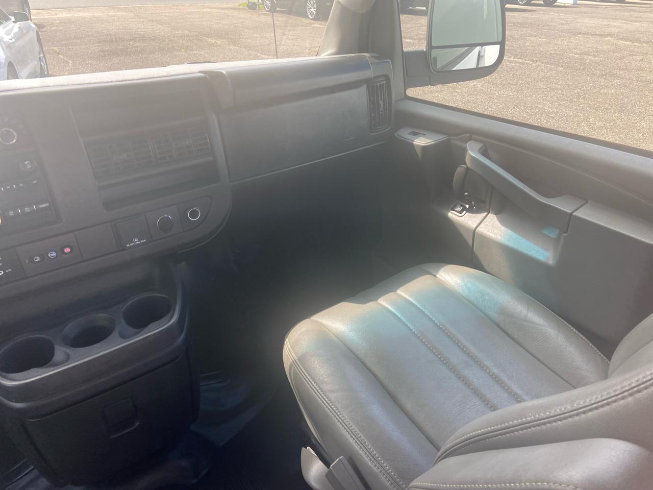 Chevrolet Express 3500 Cargo Extended 2023