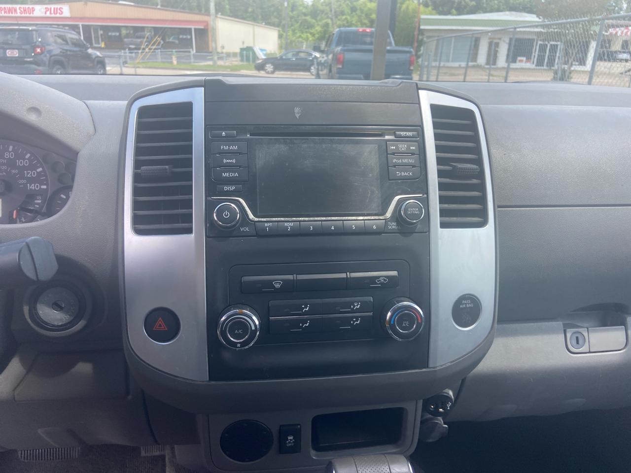 Nissan Frontier S Crew Cab 5AT 2WD 2018